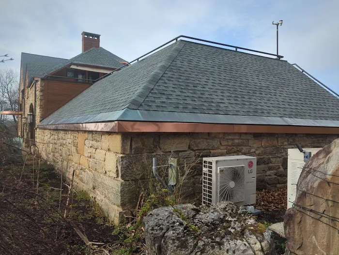 Joyland Roofing Picture 2