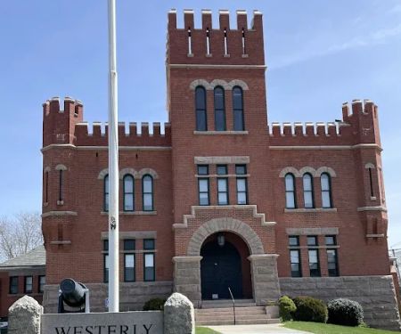 Pawcatuck Roofing Company Inc.