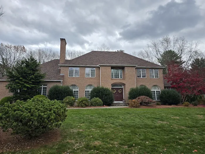 Saunders & Sons Roofing Picture 4