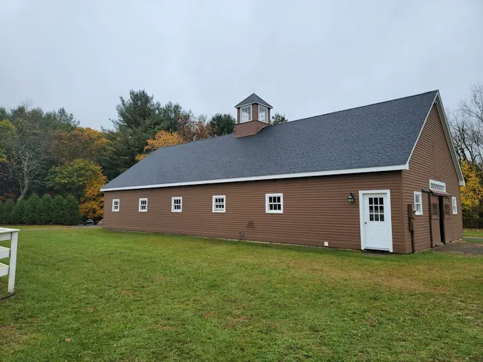 Saunders & Sons Roofing Picture 1