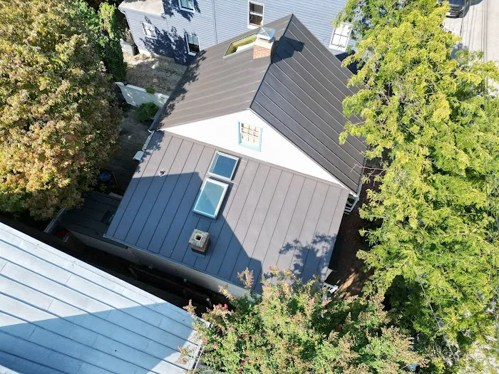 Benchmark Roofers Picture 2