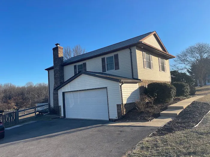 Advantage Home Exteriors Picture 2