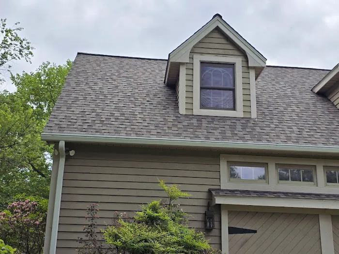 Mid Atlantic Gutters & Roofing Picture 7