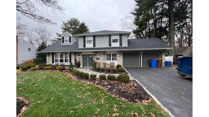 King Exterior Picture 3