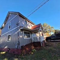 Good Hands Roofing ico