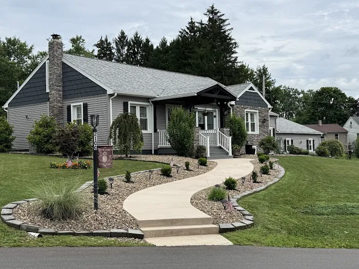 Good Hands Roofing Picture 2