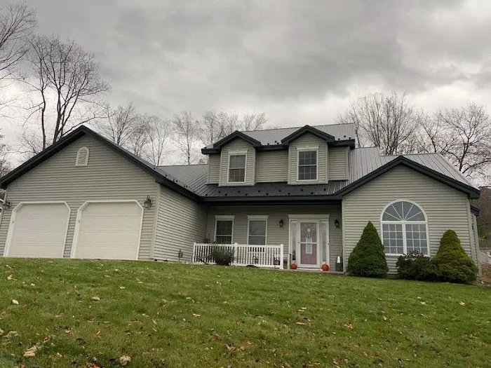 Good Hands Roofing Picture 9