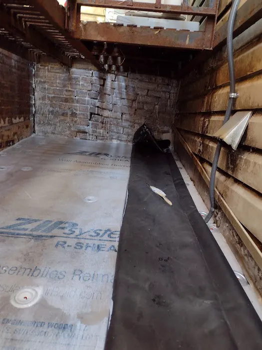 Brown's Roofing Picture 1