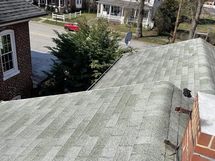 Brown's Roofing Picture 7
