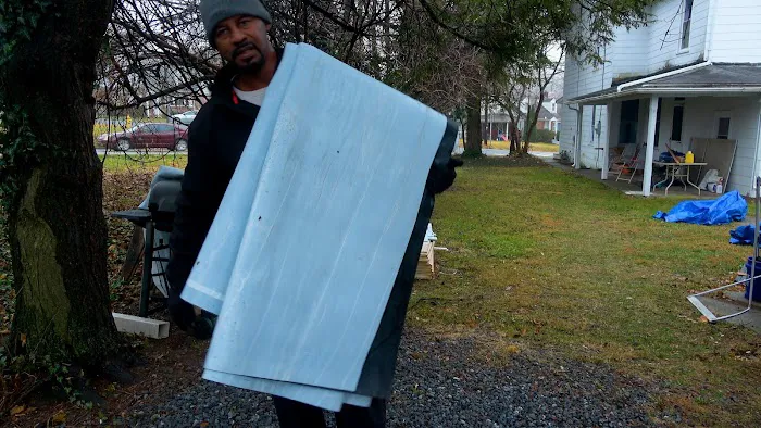 Brown's Roofing Picture 3