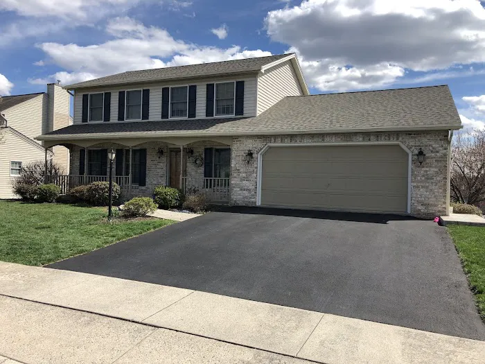 Beiler's Roofing Picture 1