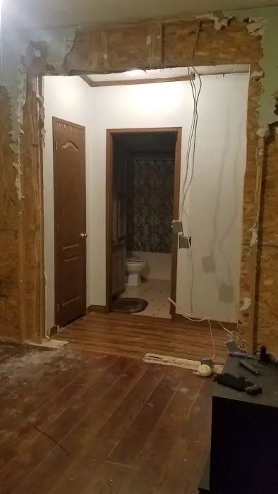 Clouse Home Maintenance & Construction Picture 3