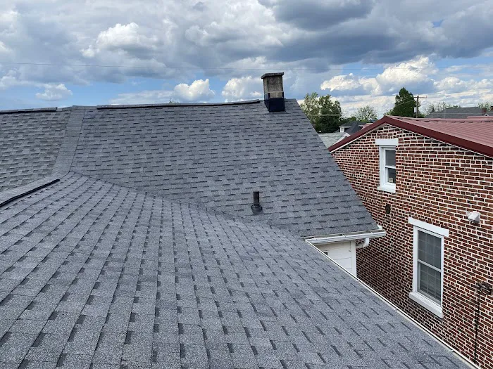 Ryan's Roofing Picture 2