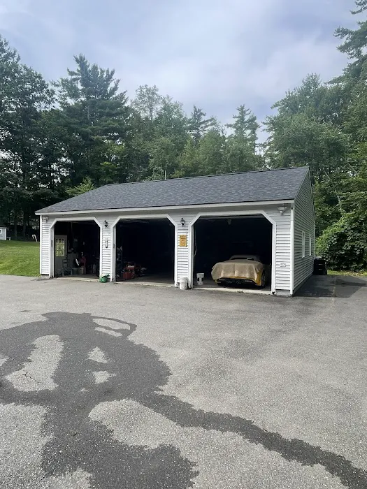 Adam Vaillancourt Roofing & Gutters Picture 7