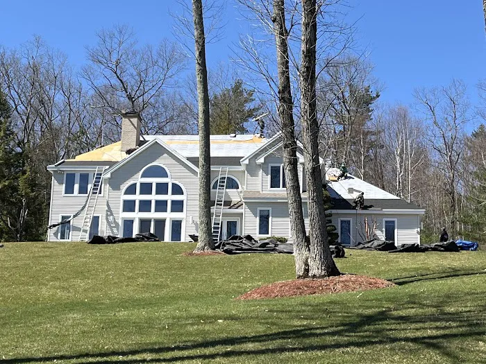 Queen City Roofing LLC Picture 3