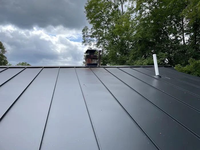 HP Roofing LLC Picture 1