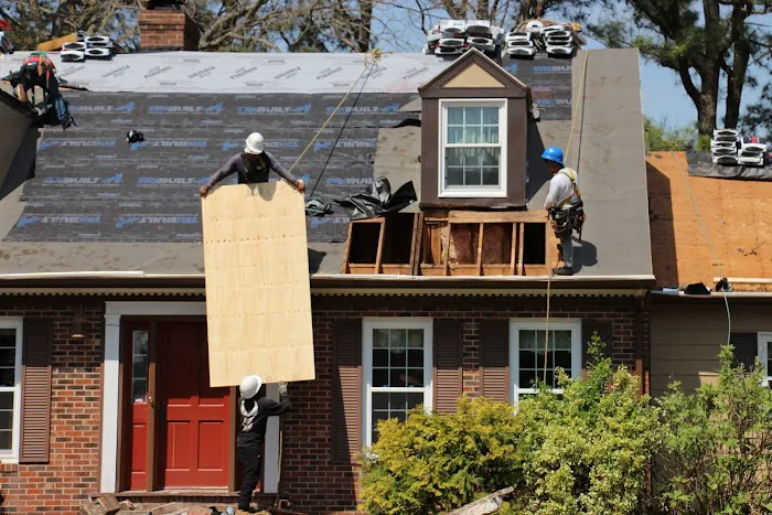 Top Roofing & Siding Picture 9