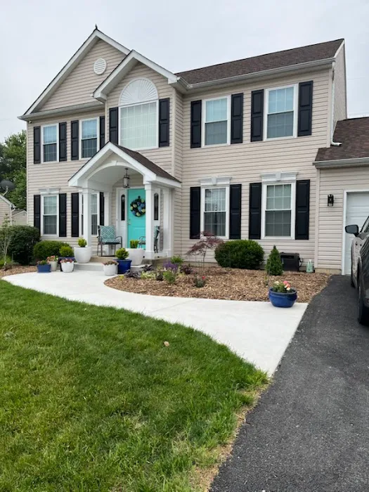 Advance, Inc - Roofing Windows Siding Doors & Decks Picture 6