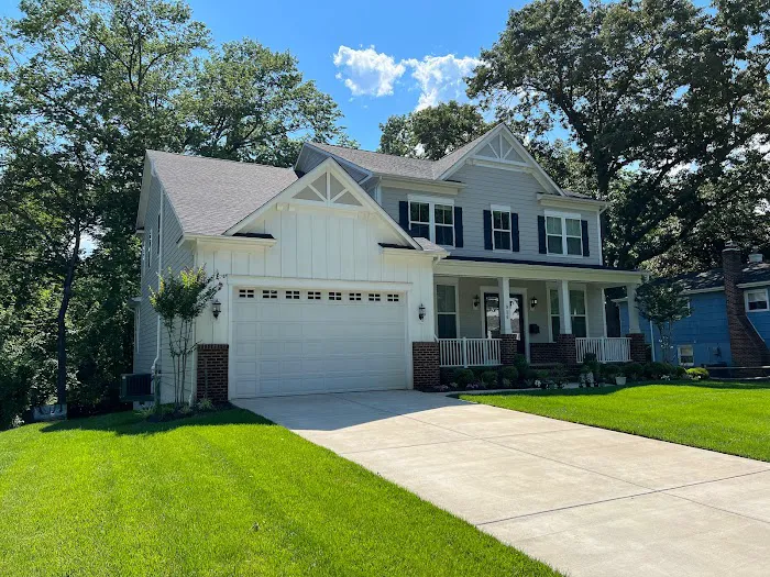 Russell Roofing Company Picture 1