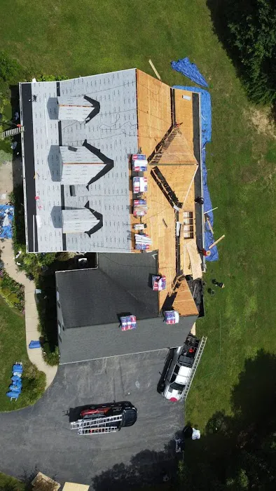 Recinos Siding Contractor LLC Picture 1