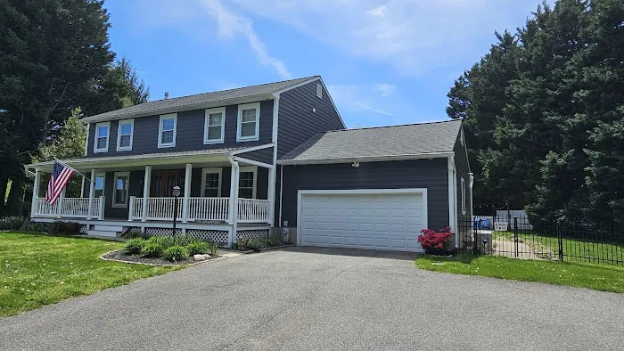 Recinos Siding Contractor LLC Picture 8