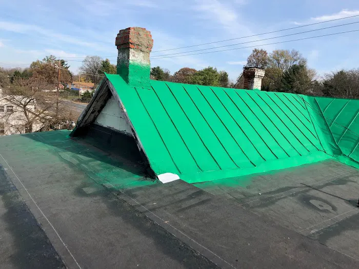 Niko's Roofing Picture 4