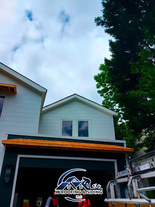 JB roofing and siding Picture 3