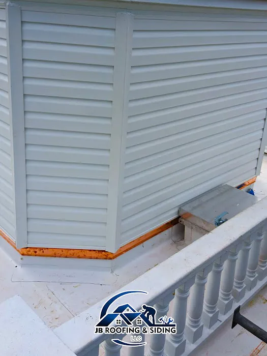 JB roofing and siding Picture 9