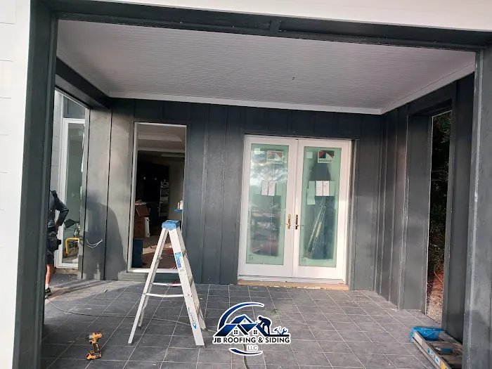 JB roofing and siding Picture 6