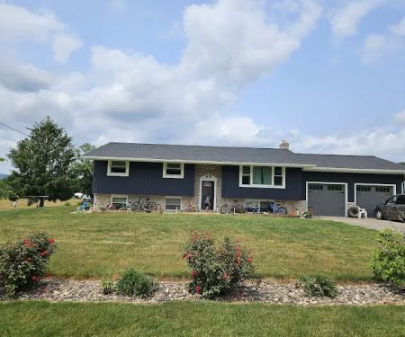 Spruce Hill Roofing