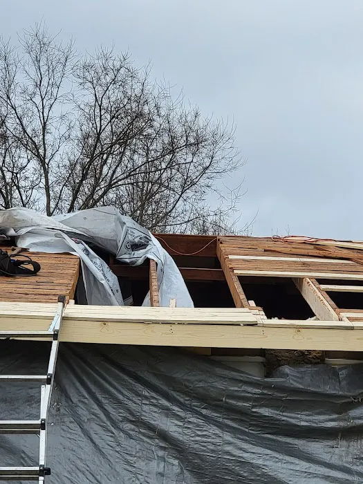 Premium Roofing & Siding Picture 7