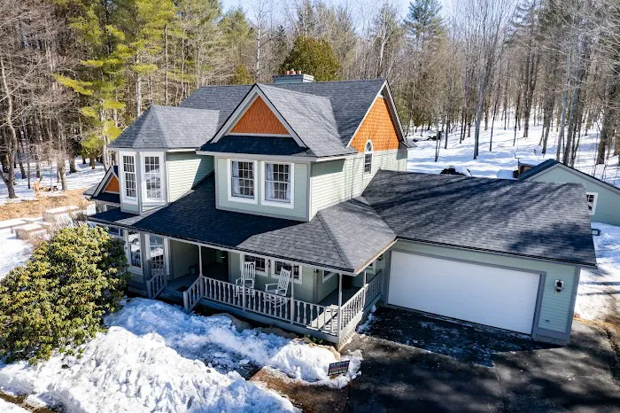 New Hampshire Roofing Company Picture 4