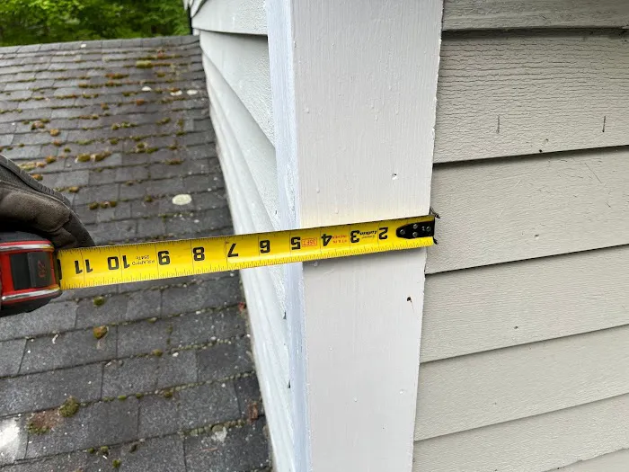 Adam Vaillancourt Roofing & Gutters Picture 9