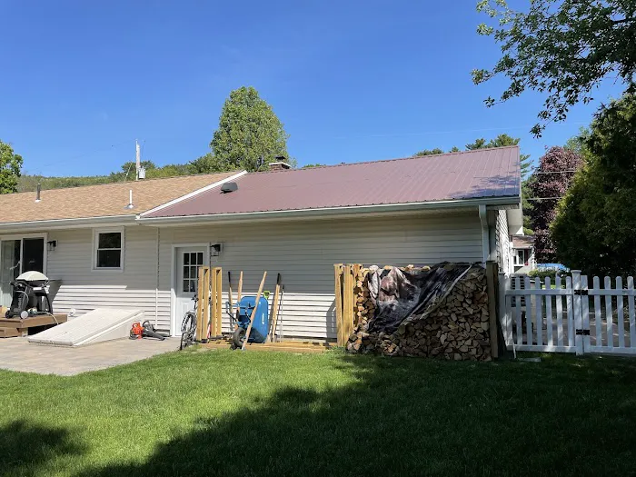 Charbonneau Roofing Picture 1