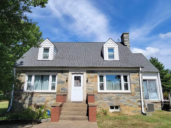 William Richmond, Inc. Picture 3