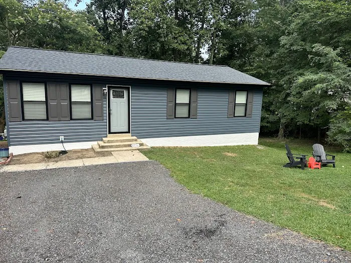 William Richmond, Inc. Picture 2