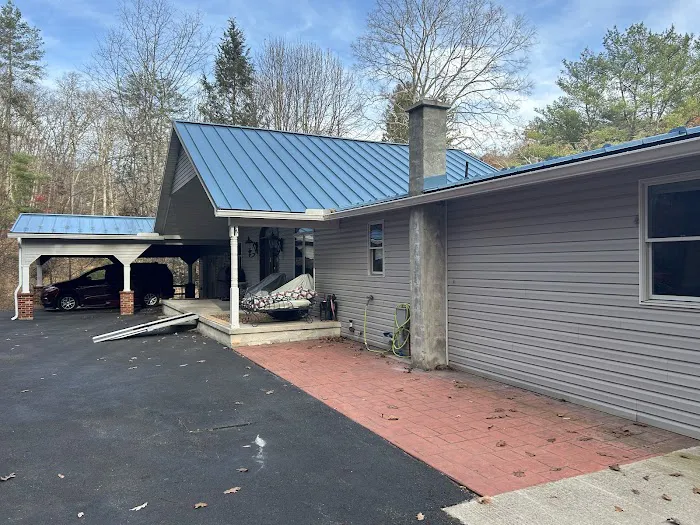 JJ Roofing Picture 1