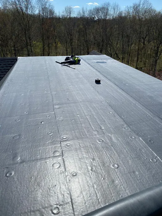 Newport Siding and Roofing Picture 3