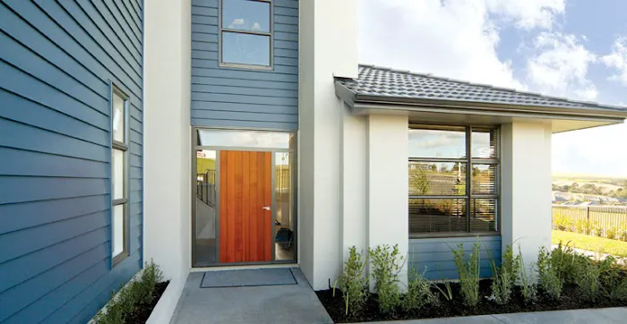 Emmaty Exteriors Picture 6