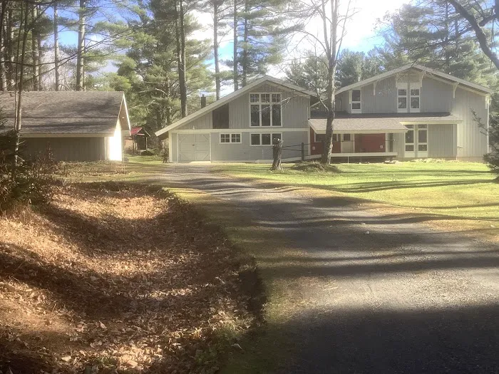 Til' Dark Roofing Picture 1