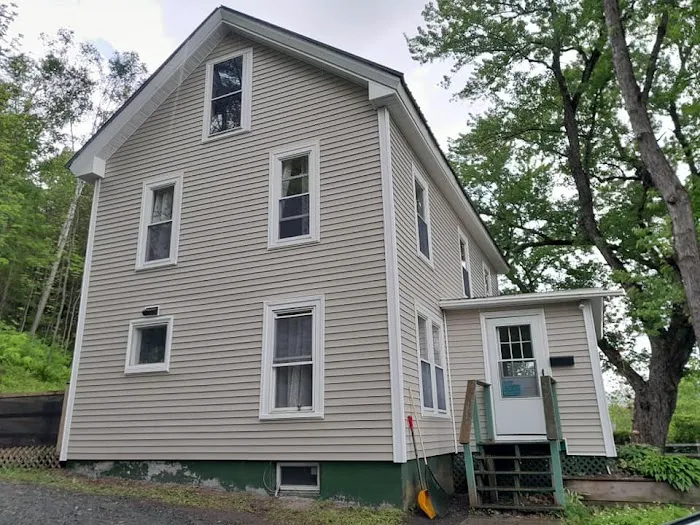 Quality Roofing And Siding Picture 6