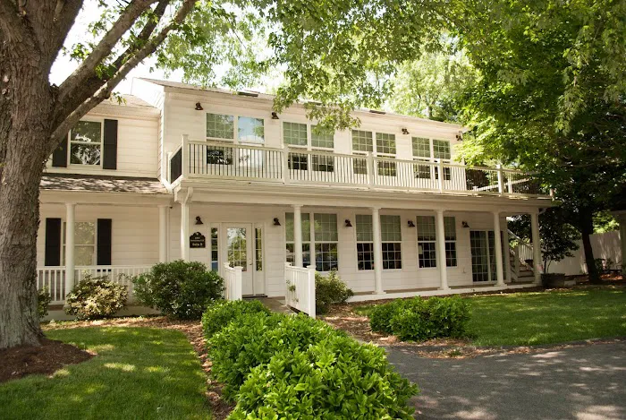 RRH Associates LLC Picture 1