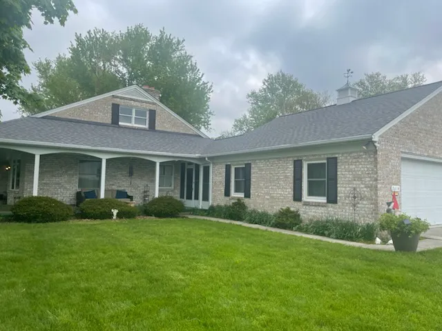 Triple R Roofing & Siding Picture 1