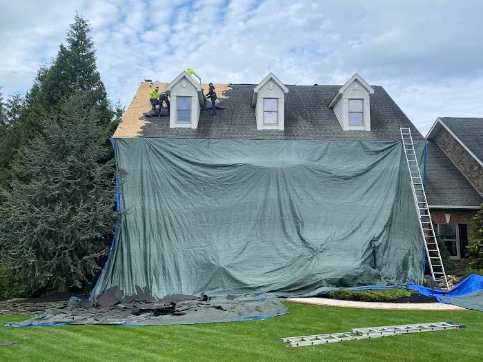 Tip Top Roofing and Siding Picture 5