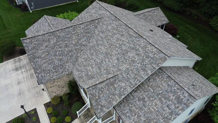 Tip Top Roofing and Siding Picture 1