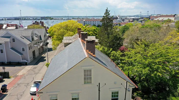 A1 Roofing and Construction Company Picture 1