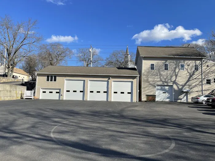 L & L Roofing Company Picture 1