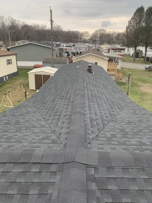 Hart's Roofing & Construction LLC Picture 10