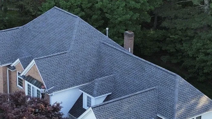 SKYLINE ROOFING & SIDING SERVICES INC Picture 6