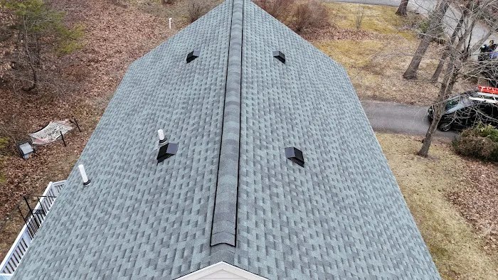 Qualified Roofing LLC Picture 1